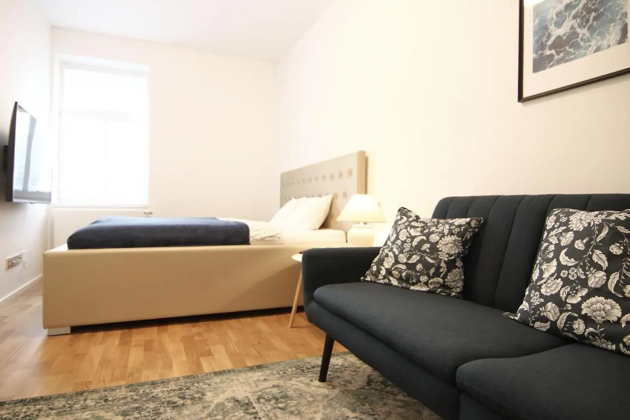 Prague Expat House II Appartamento